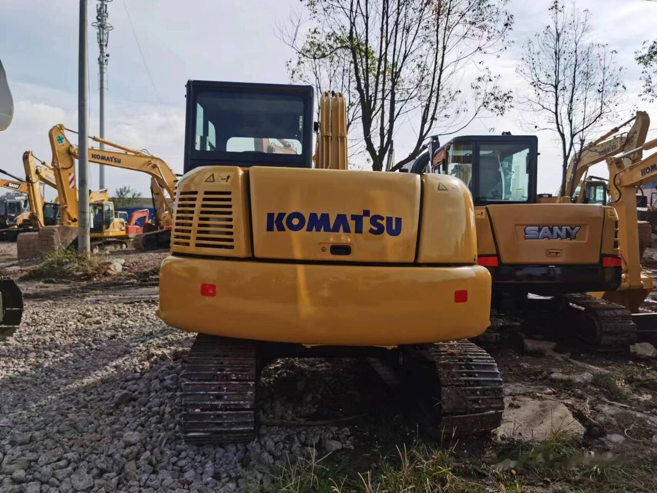 Komatsu PC70-8 - Mini excavator: picture 1 Komatsu PC70-8 - Mini excavator: picture 1