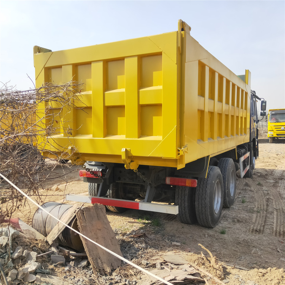 SINOTRUK HOWO - Tipper: picture 4 SINOTRUK HOWO - Tipper: picture 4