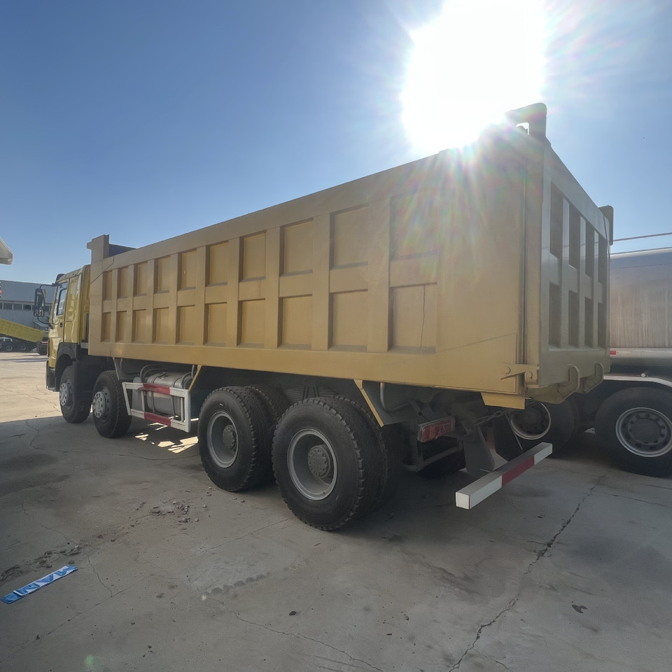 SINOTRUK HOWO - Truck: picture 3 SINOTRUK HOWO - Truck: picture 3