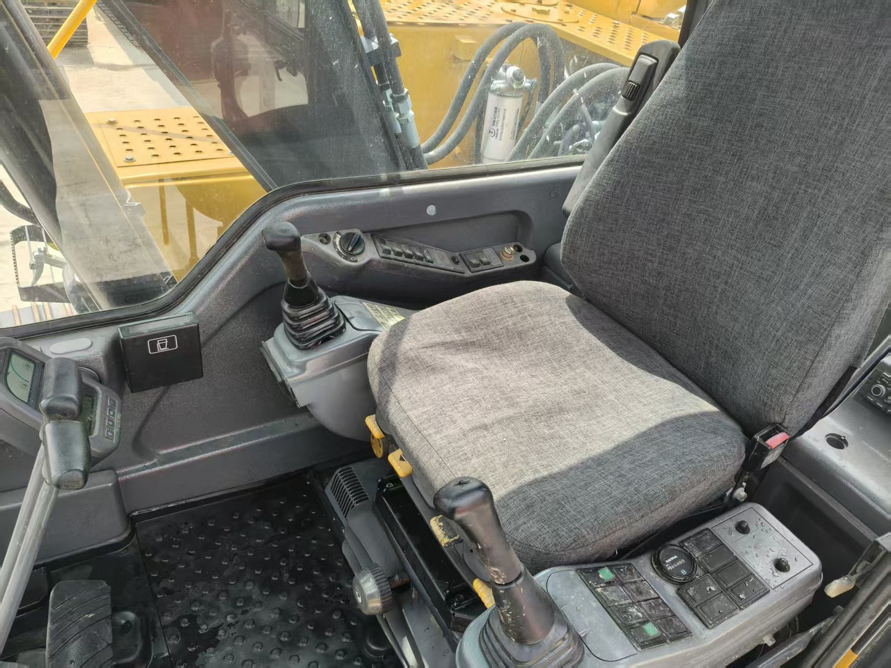 Crawler excavator Volvo EC140DL: picture 6 Crawler excavator Volvo EC140DL: picture 6