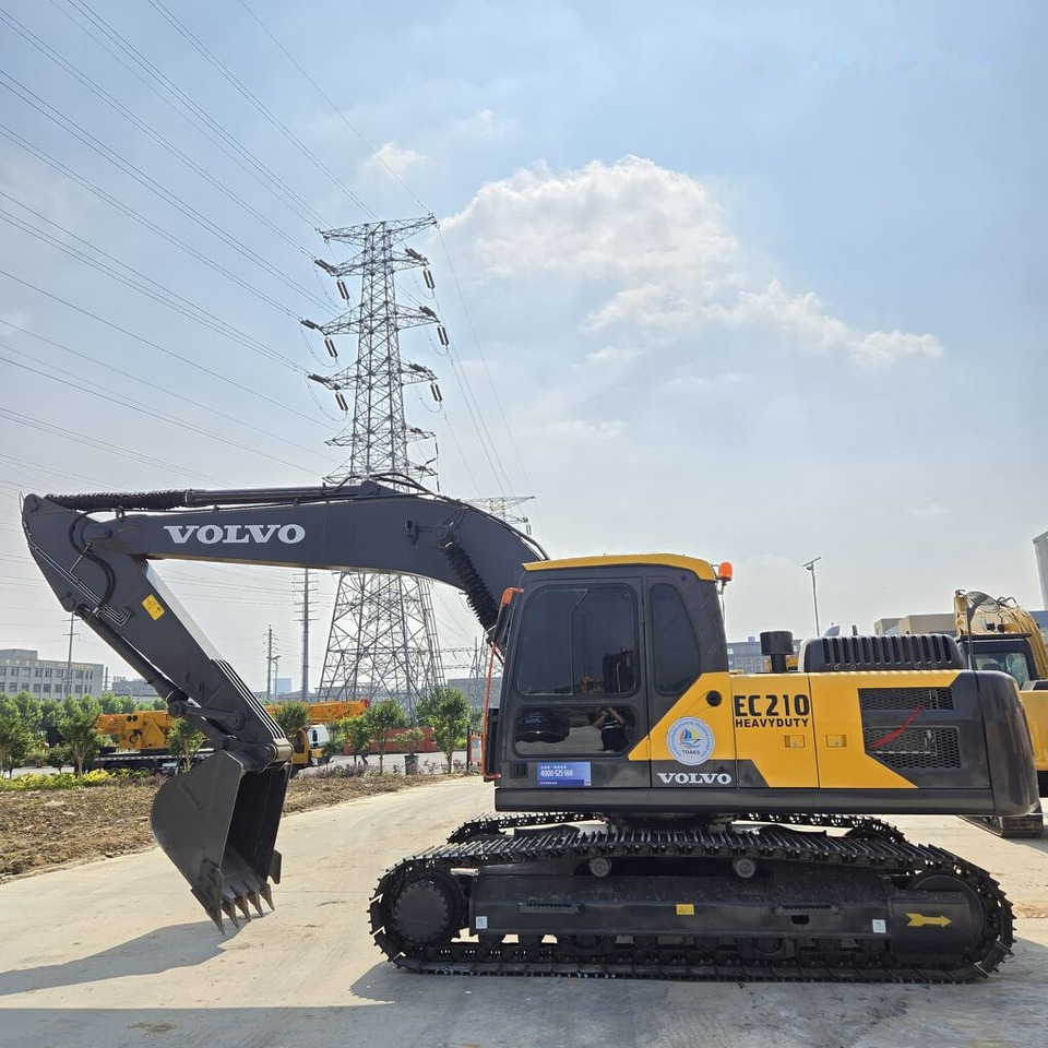 Volvo EC210 - Crawler excavator: picture 1 Volvo EC210 - Crawler excavator: picture 1