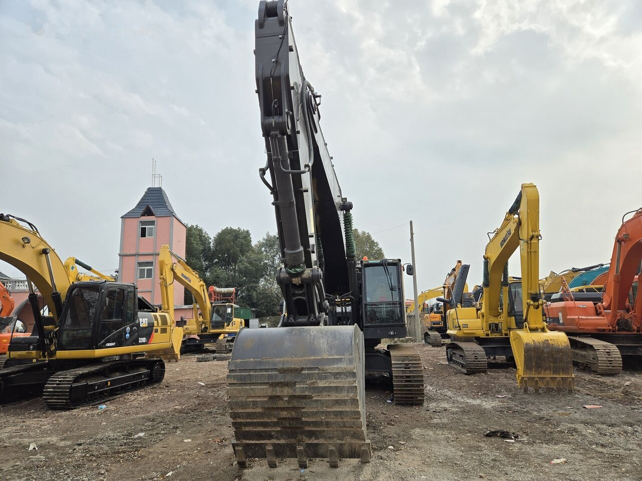 Volvo EC480D - Crawler excavator: picture 1 Volvo EC480D - Crawler excavator: picture 1