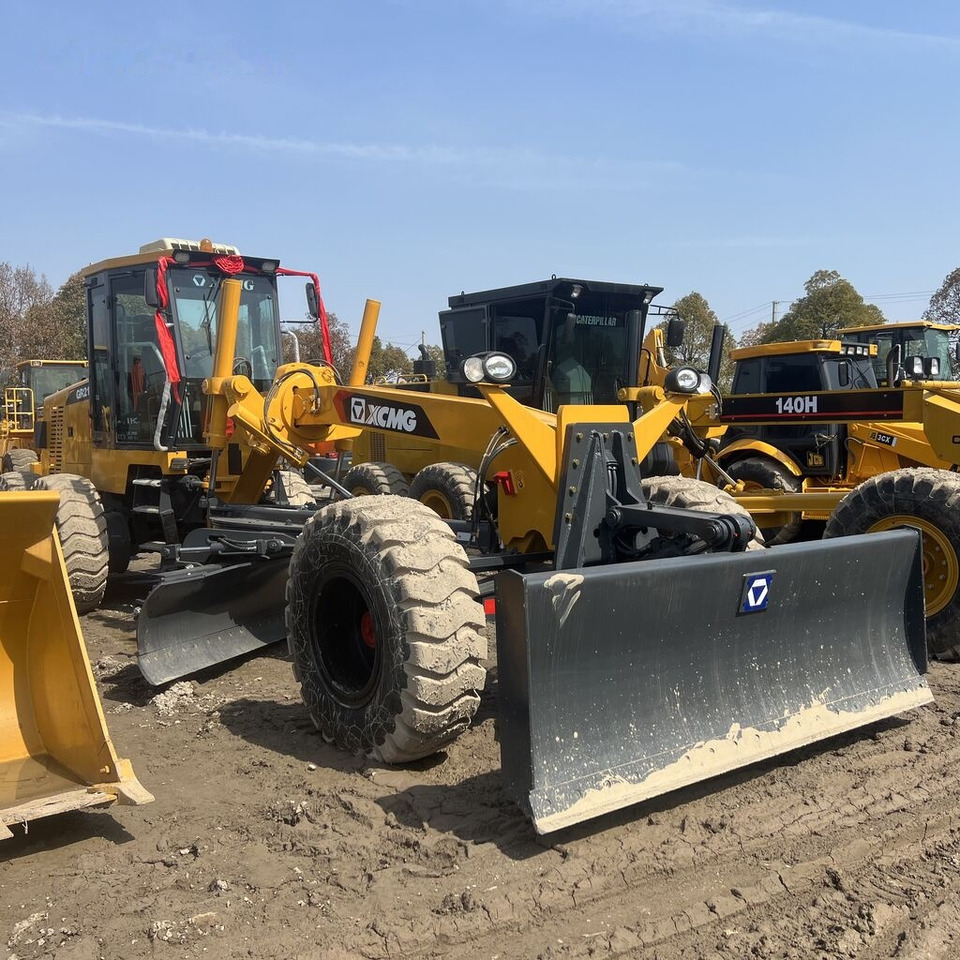 XCMG GR2153 - Grader: picture 4 XCMG GR2153 - Grader: picture 4