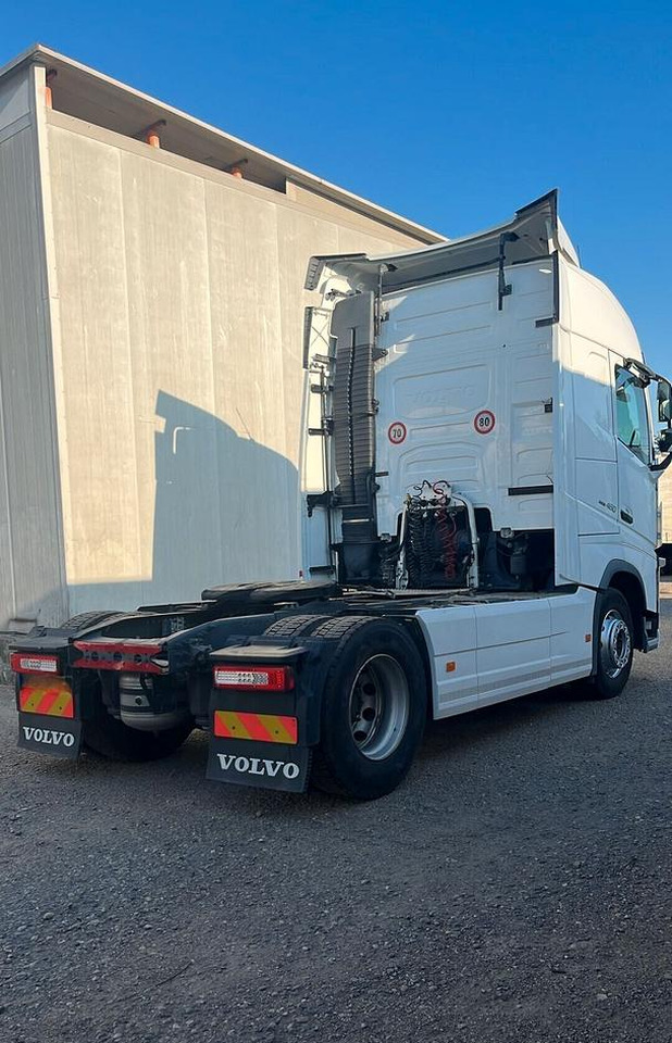 Volvo FH 460 Euro 6 Globetrotter 2018 - Tractor unit: picture 4 Volvo FH 460 Euro 6 Globetrotter 2018 - Tractor unit: picture 4
