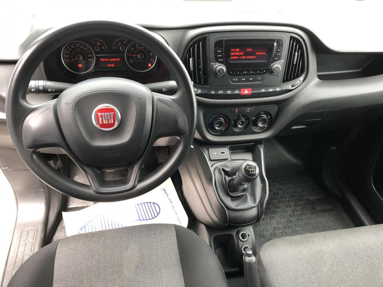 Fiat Doblo Cargo MAXI 1.6 MULTIJET 105CH 1005KG BUSINESS - Panel van: picture 3 Fiat Doblo Cargo MAXI 1.6 MULTIJET 105CH 1005KG BUSINESS - Panel van: picture 3