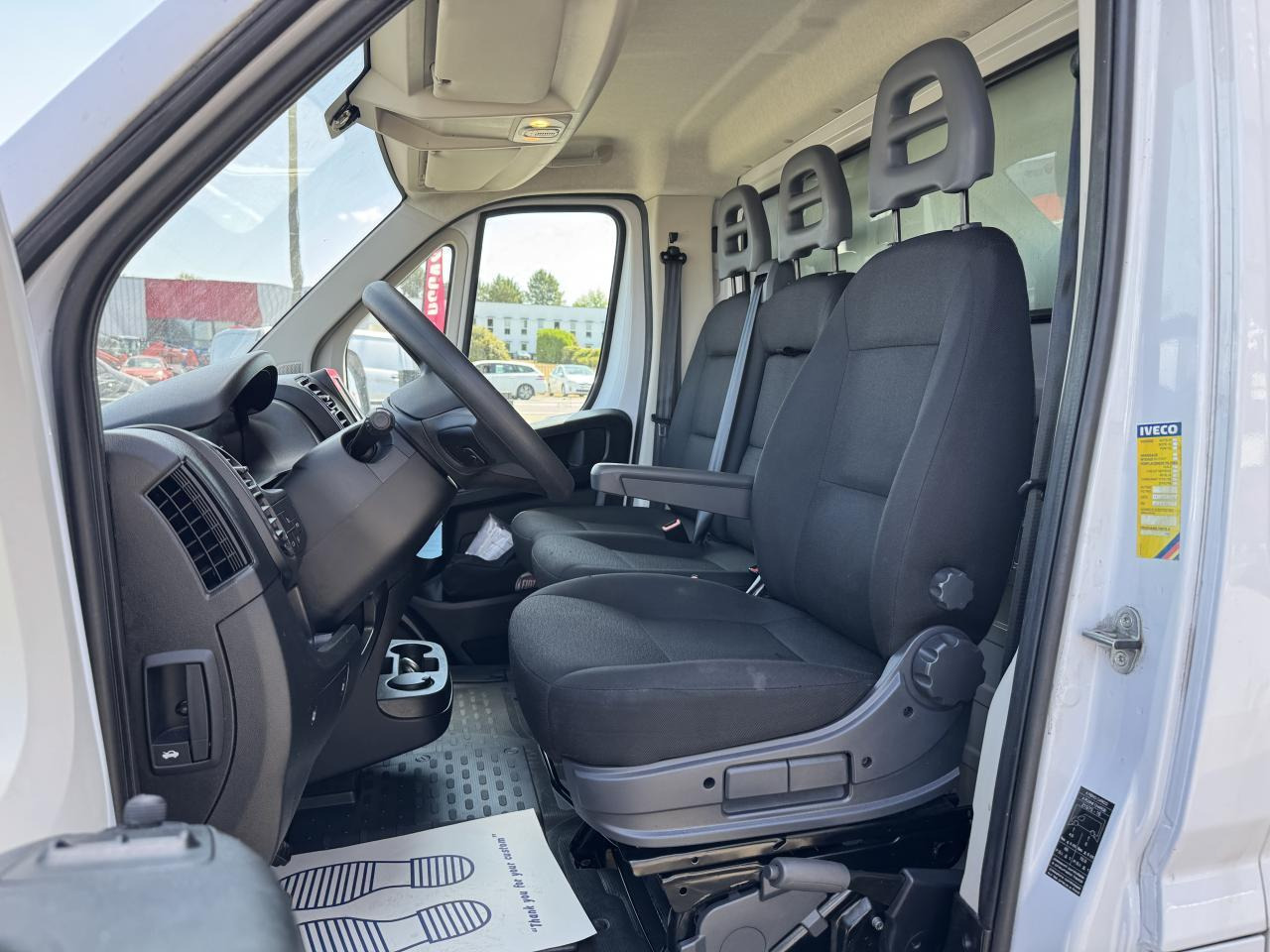 Fiat Ducato 3.5 L H3-POWER 140CH MAXI CAISSE 20M³ + HAYON 750KG + AUVENT PACK PRO - Box van: picture 5 Fiat Ducato 3.5 L H3-POWER 140CH MAXI CAISSE 20M³ + HAYON 750KG + AUVENT PACK PRO - Box van: picture 5