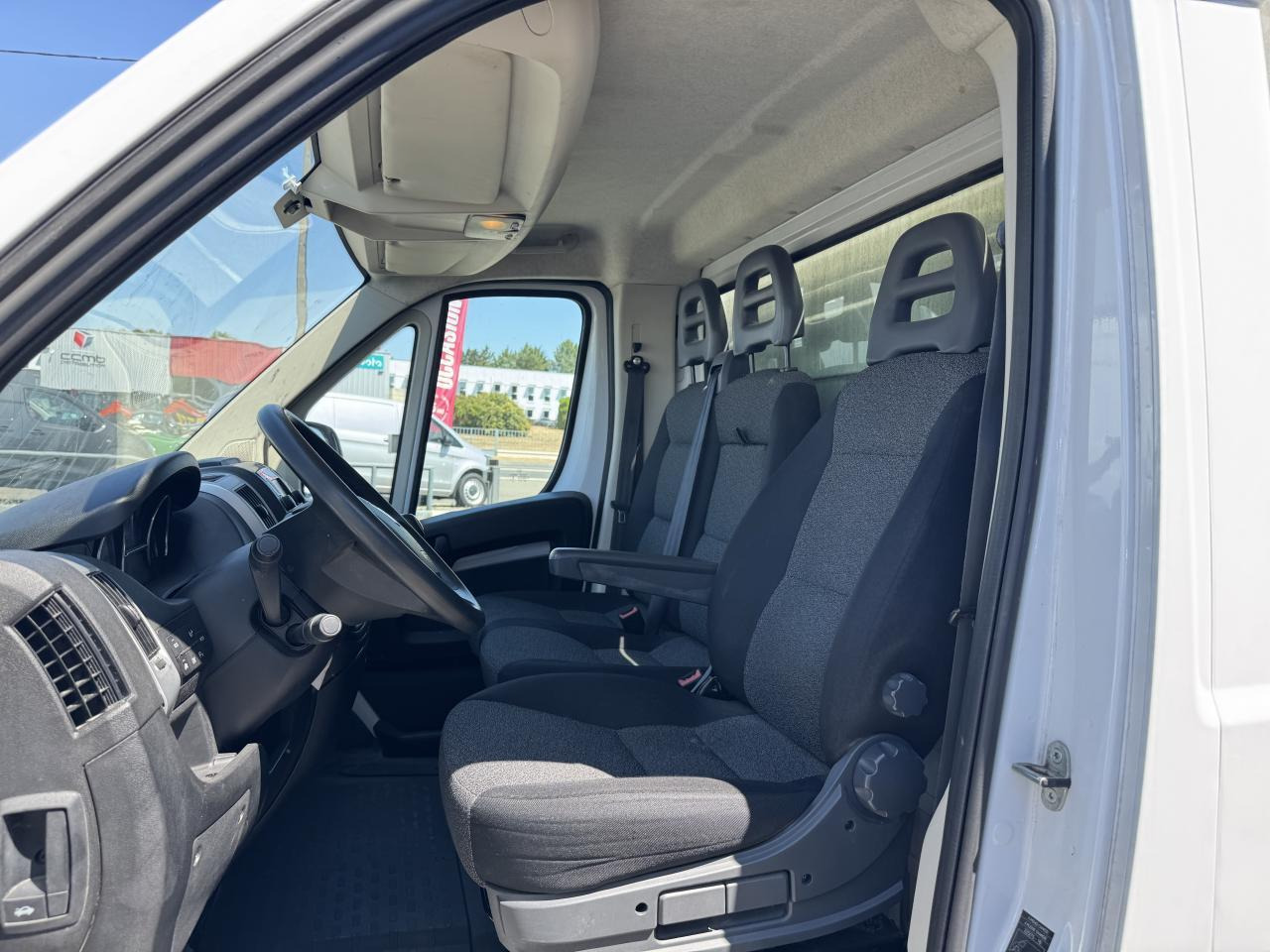 Fiat Ducato 3.5 MAXI L 2.3 MULTIJET 160CH BENNE ACIER PACK PRO NAV + COFFRE JPM - Tipper van: picture 4 Fiat Ducato 3.5 MAXI L 2.3 MULTIJET 160CH BENNE ACIER PACK PRO NAV + COFFRE JPM - Tipper van: picture 4