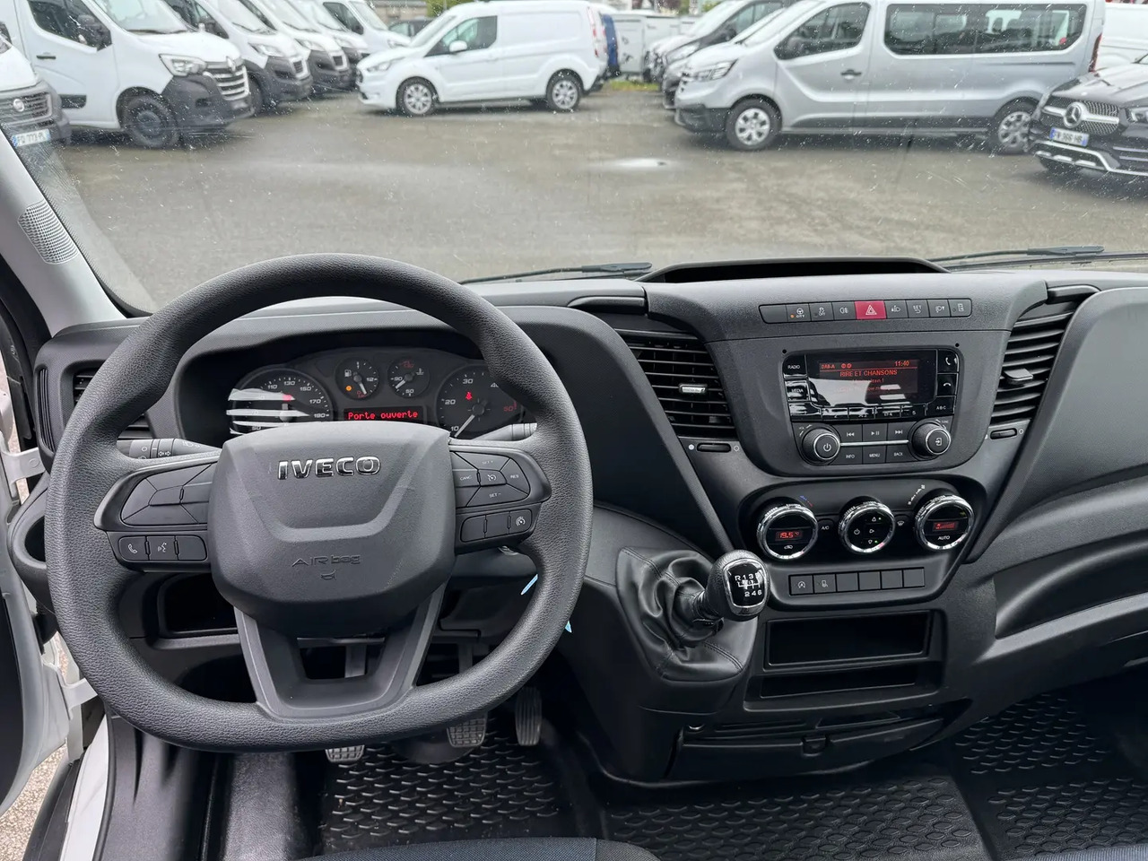 Iveco Daily 35S16 EMPATTEMENT 4100 - Tow truck: picture 4 Iveco Daily 35S16 EMPATTEMENT 4100 - Tow truck: picture 4