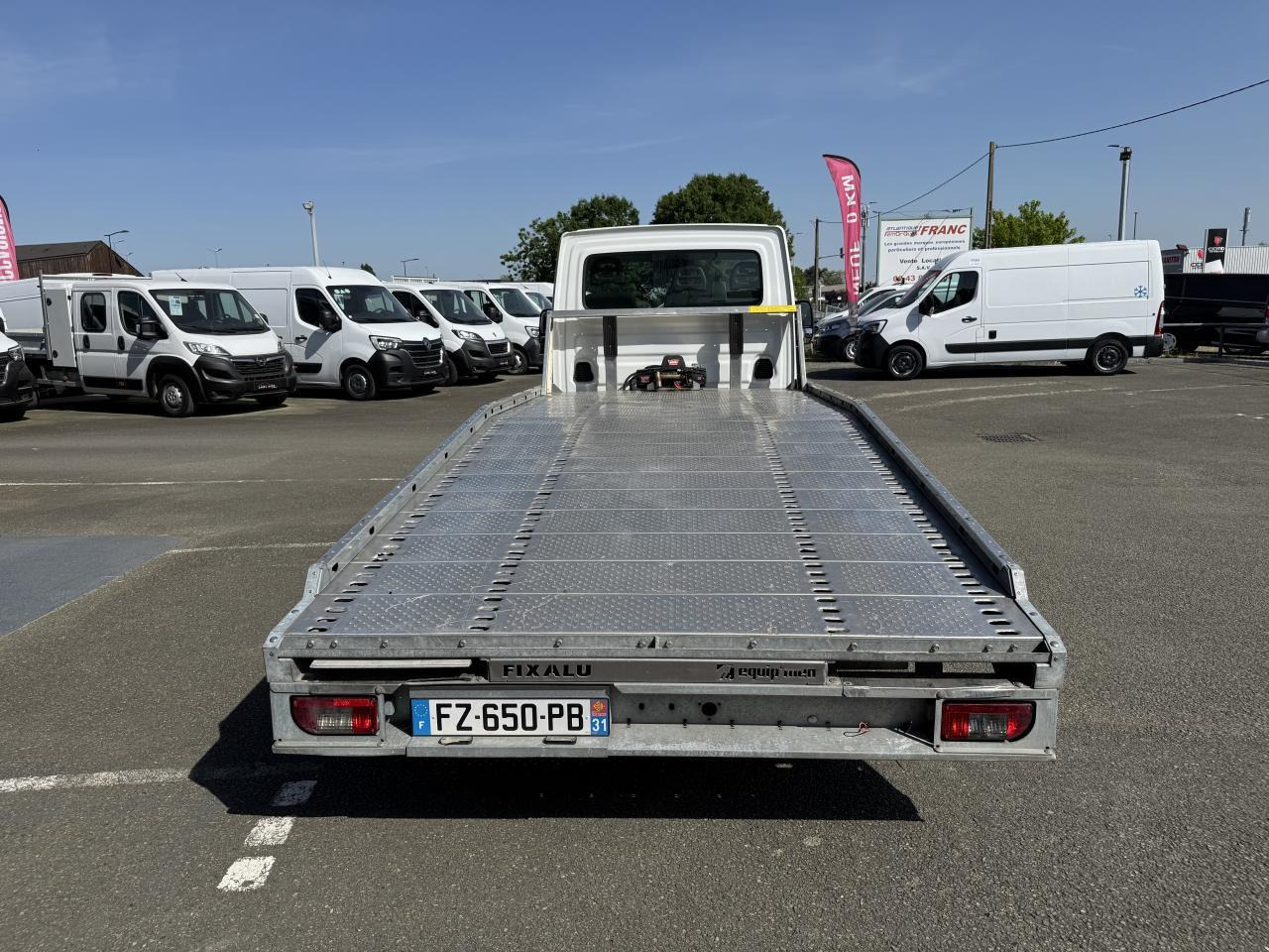 Iveco Daily IVECO PORTE VOITURE DEPANNEUSE 35 S 16 3L0 160 CH EMPATTEMENT 4100 PLATEAU FIX'ALU EQUIP'M - Autotransporter truck: picture 4 Iveco Daily IVECO PORTE VOITURE DEPANNEUSE 35 S 16 3L0 160 CH EMPATTEMENT 4100 PLATEAU FIX'ALU EQUIP'M - Autotransporter truck: picture 4