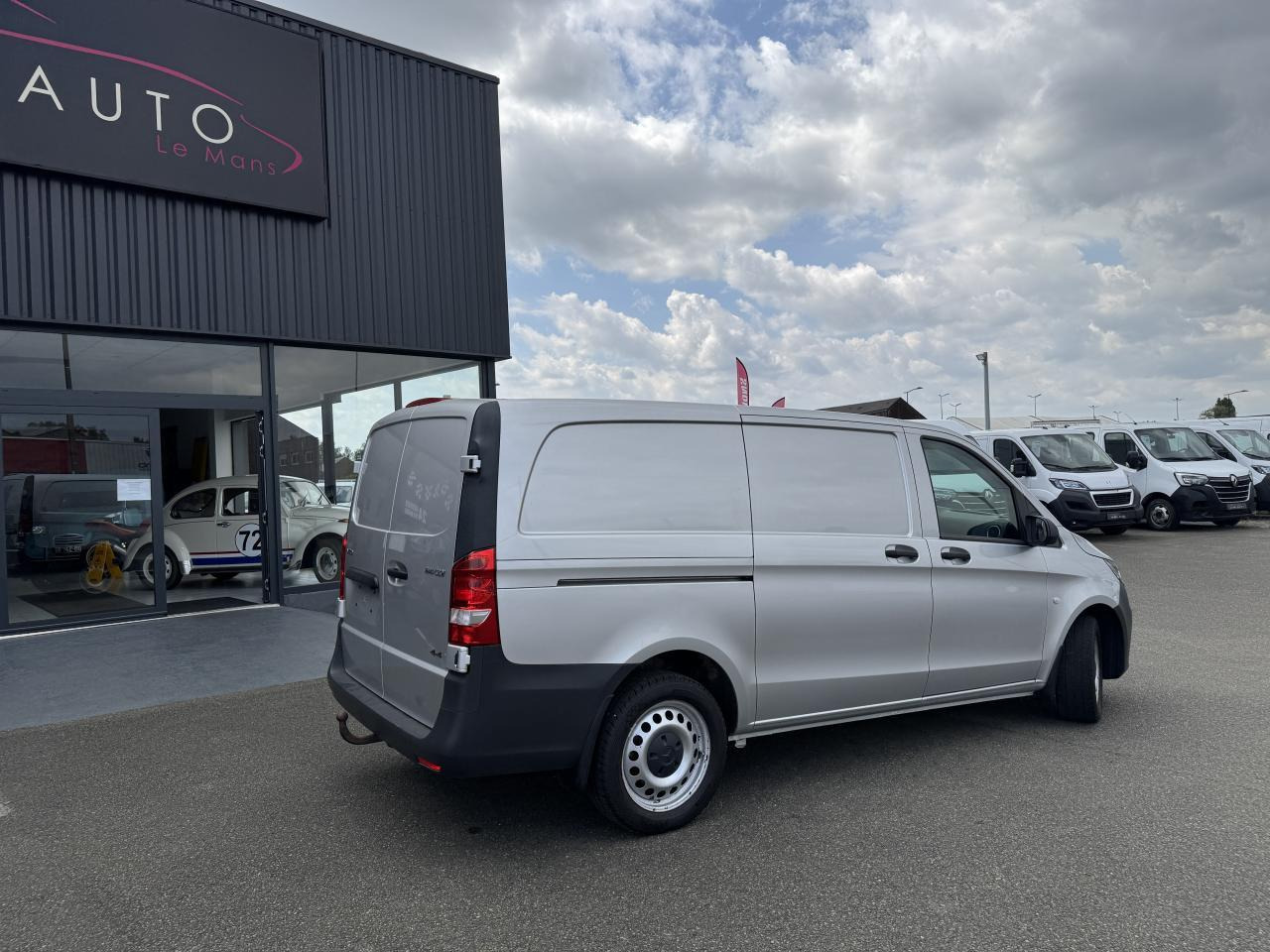 Mercedes Vito 114 CDI 4X4 LONG SELECT PROPULSION 9G-TRONIC - Panel van: picture 5 Mercedes Vito 114 CDI 4X4 LONG SELECT PROPULSION 9G-TRONIC - Panel van: picture 5