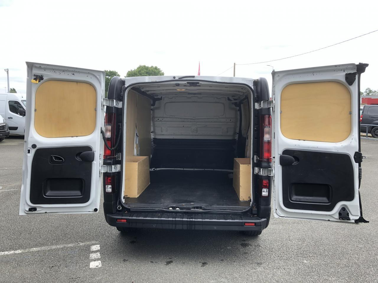 Nissan Primastar L1H1 2T8 2.0 DCI 150CH N-CONNECTA DCT GPS KIT BOIS - Panel van: picture 2 Nissan Primastar L1H1 2T8 2.0 DCI 150CH N-CONNECTA DCT GPS KIT BOIS - Panel van: picture 2
