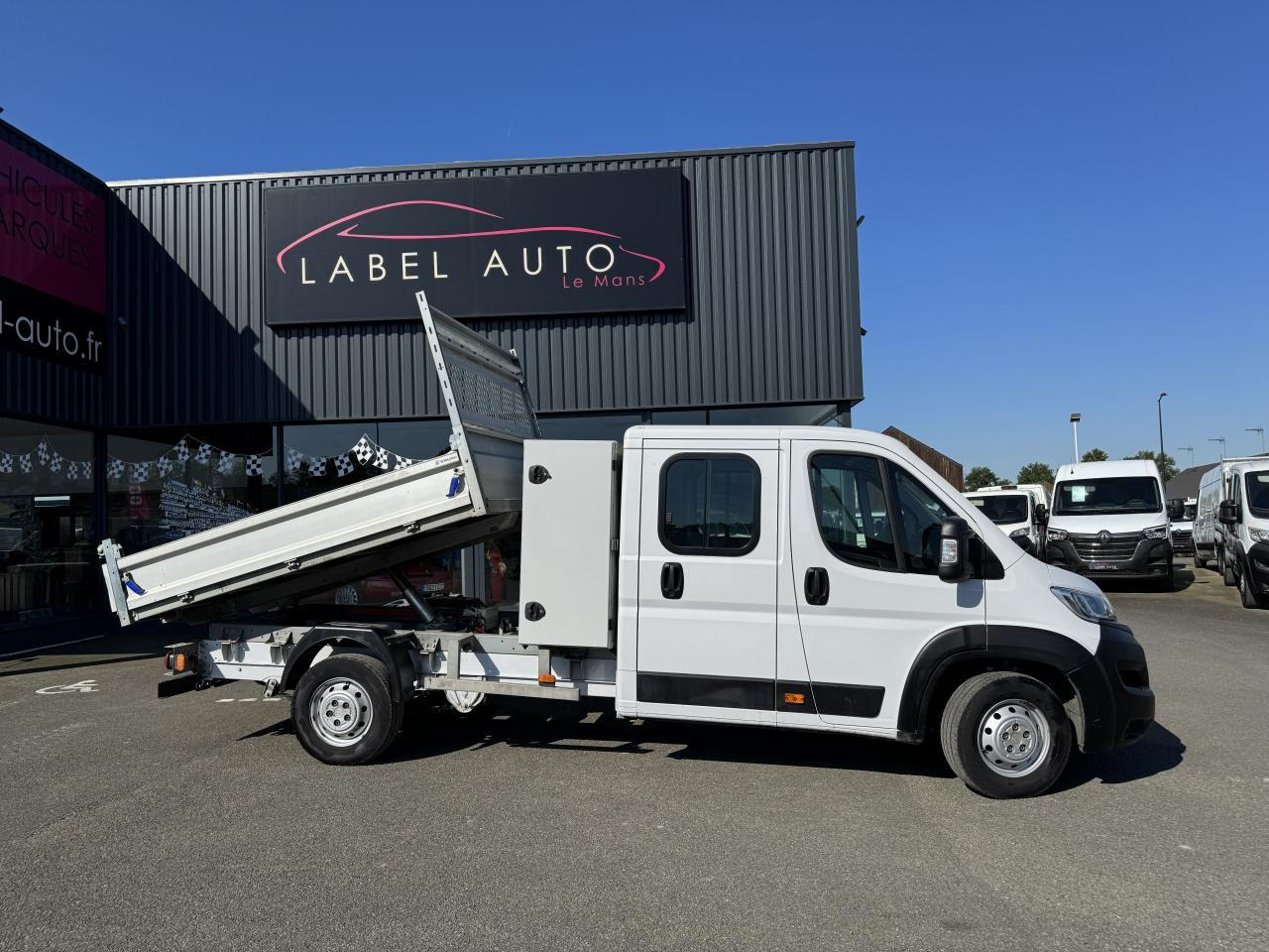 Opel Movano combi 165CH BLUEHDI S&S BENNE COFFRE DOUBLE CABINE 6 PLACES - Tipper van: picture 1 Opel Movano combi 165CH BLUEHDI S&S BENNE COFFRE DOUBLE CABINE 6 PLACES - Tipper van: picture 1