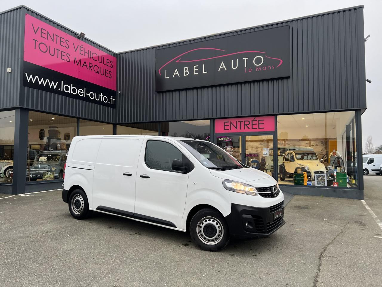 Opel Vivaro fourgon M 2.0 BLUEHDI 145CH EAT-8 PACK CLIM - Small van: picture 2 Opel Vivaro fourgon M 2.0 BLUEHDI 145CH EAT-8 PACK CLIM - Small van: picture 2