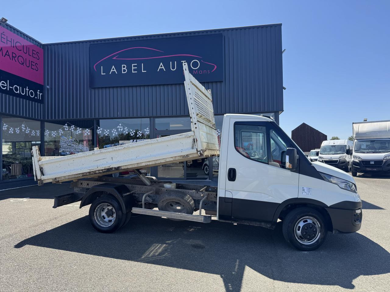 Iveco Daily IVECO 35 C 12 BENNE RJ 2.3 120 CH - Other machinery: picture 1 Iveco Daily IVECO 35 C 12 BENNE RJ 2.3 120 CH - Other machinery: picture 1