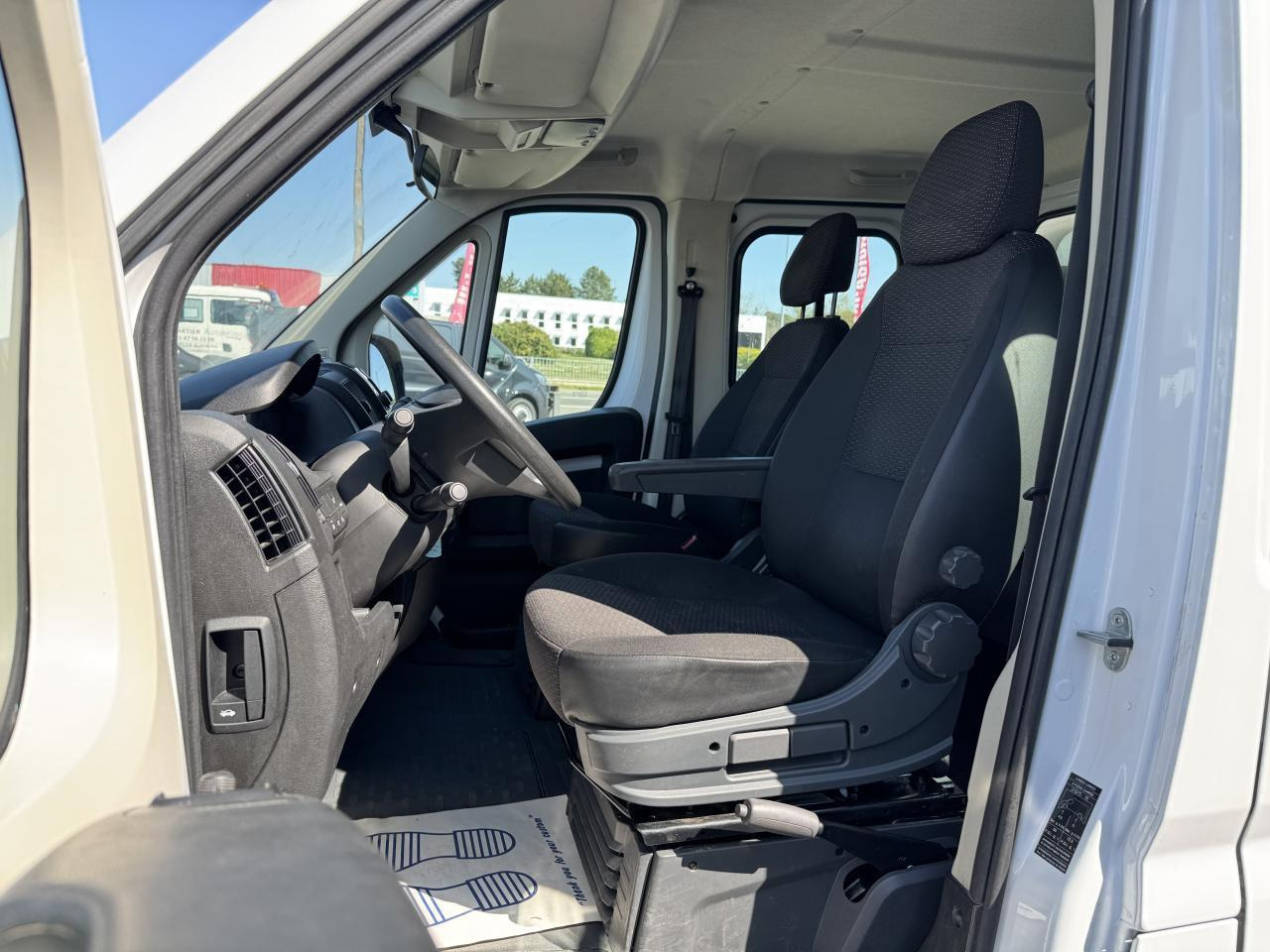Opel Movano combi 3.5 MAXI 165CH BLUEHDI S&S BENNE COFFRE DOUBLE CABINE 6 PLACES - Other machinery: picture 4 Opel Movano combi 3.5 MAXI 165CH BLUEHDI S&S BENNE COFFRE DOUBLE CABINE 6 PLACES - Other machinery: picture 4