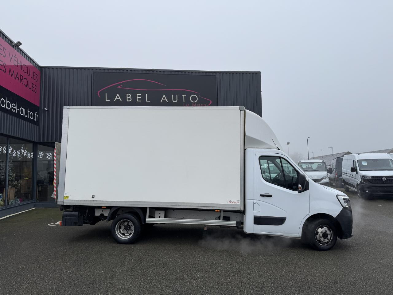 RENAULT MASTER 3T5 CAISSE 20M3 HAYON 2.3 DCI 145CH GRAND CONFORT - Other machinery: picture 1 RENAULT MASTER 3T5 CAISSE 20M3 HAYON 2.3 DCI 145CH GRAND CONFORT - Other machinery: picture 1