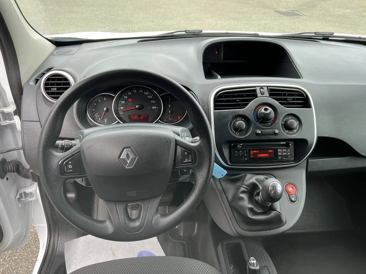 Renault Kangoo 1.5 BLUE DCI 80CH GRAND CONFORT 5CV - Other machinery: picture 4 Renault Kangoo 1.5 BLUE DCI 80CH GRAND CONFORT 5CV - Other machinery: picture 4