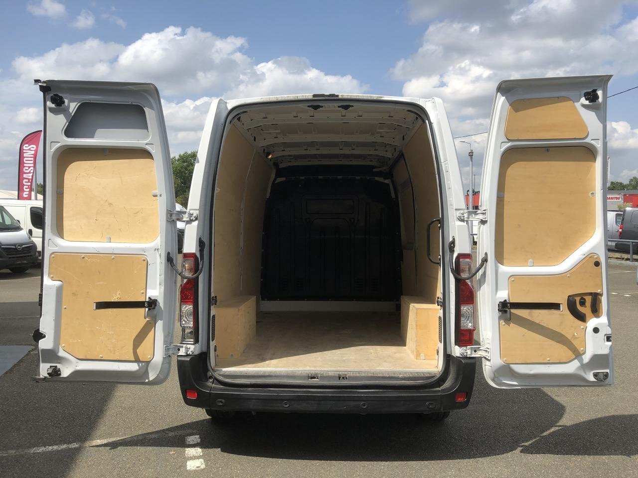 Renault Master F3300 L2H2 2.3 BLUE DCI 135CH GRAND CONFORT EURO6 - Other machinery: picture 2 Renault Master F3300 L2H2 2.3 BLUE DCI 135CH GRAND CONFORT EURO6 - Other machinery: picture 2