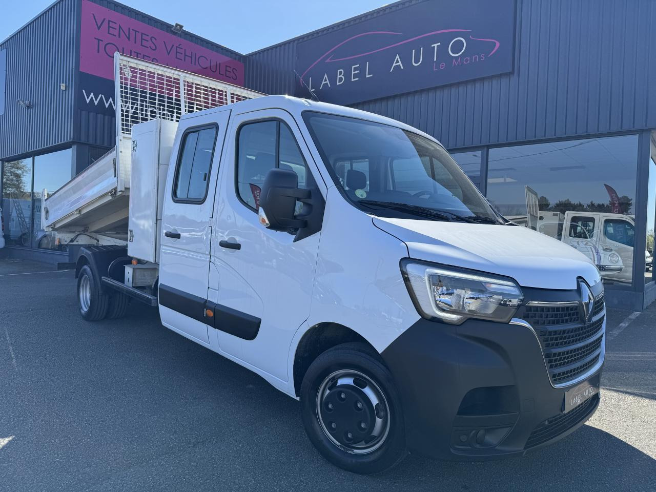 Renault Master RENAULT 3T5 BENNE + COFFRE RJ DOUBLE CABINE 6 PL 2.3 DCI 130 CH CONFORT + GPS + REGUL + CLIM - Other machinery: picture 2 Renault Master RENAULT 3T5 BENNE + COFFRE RJ DOUBLE CABINE 6 PL 2.3 DCI 130 CH CONFORT + GPS + REGUL + CLIM - Other machinery: picture 2