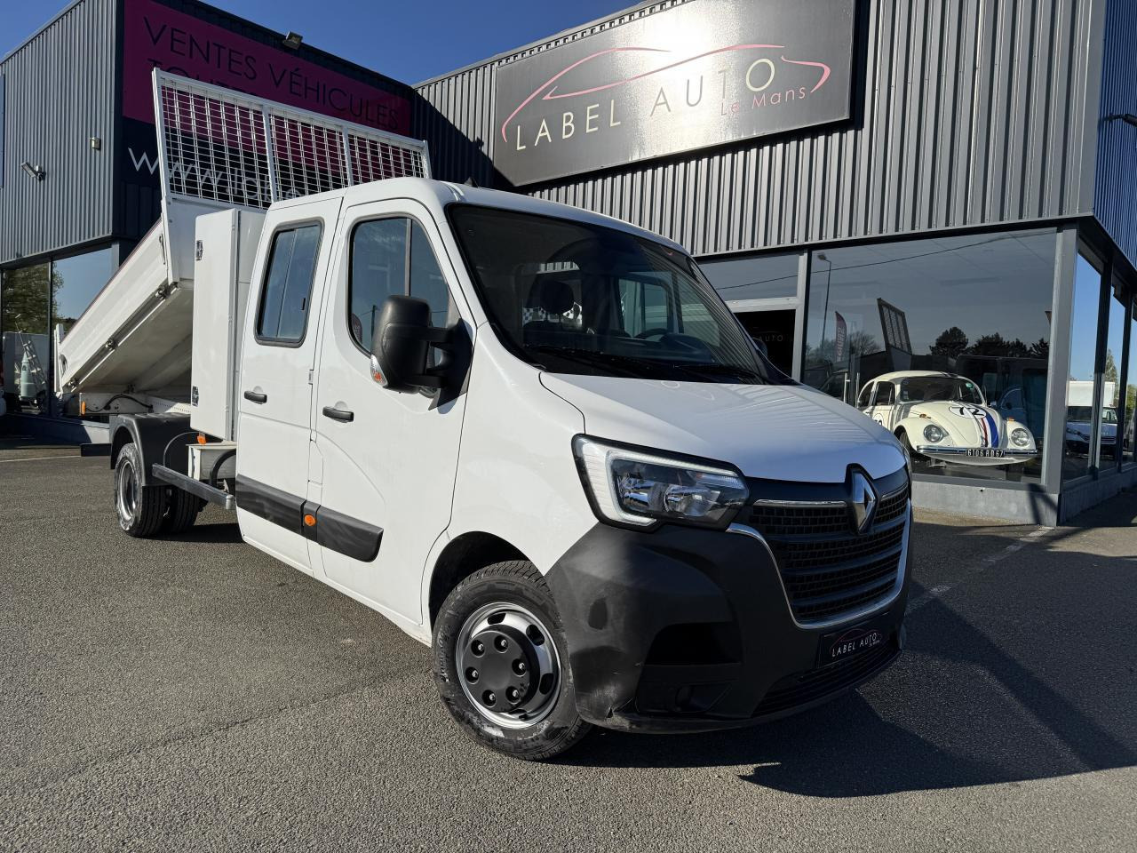 Renault Master RENAULT 3T5 BENNE + COFFRE RJ DOUBLE CABINE 6 PL 2.3 DCI 130 CH CONFORT + GPS + REGUL + CLIM - Other machinery: picture 2 Renault Master RENAULT 3T5 BENNE + COFFRE RJ DOUBLE CABINE 6 PL 2.3 DCI 130 CH CONFORT + GPS + REGUL + CLIM - Other machinery: picture 2