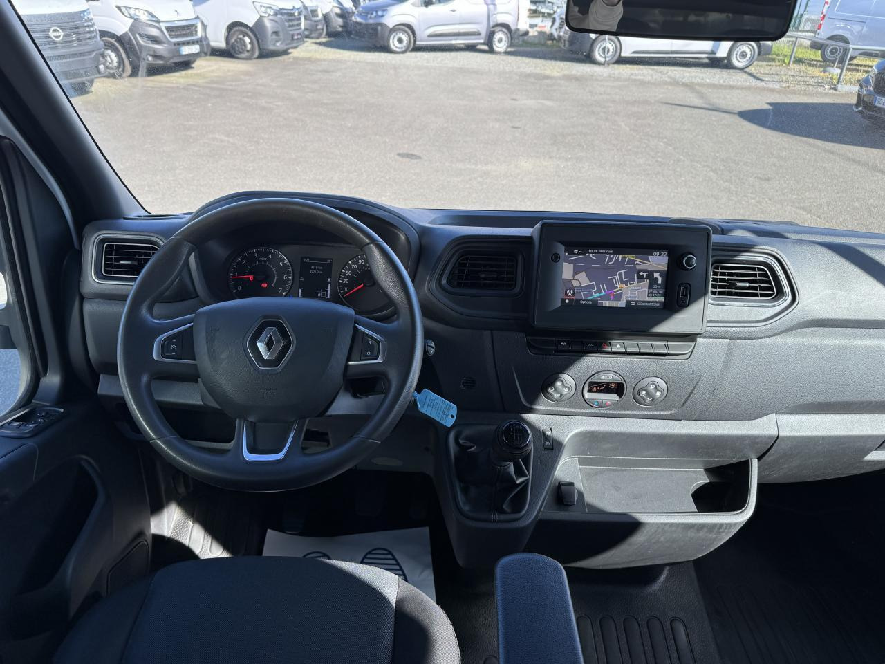 Renault Master combi RENAULT 3T5 BENNE + COFFRE RJ DOUBLE CABINE 6 PL 2.3 DCI 130 CH CONFORT + GPS + REGUL + CLIM - Other machinery: picture 3 Renault Master combi RENAULT 3T5 BENNE + COFFRE RJ DOUBLE CABINE 6 PL 2.3 DCI 130 CH CONFORT + GPS + REGUL + CLIM - Other machinery: picture 3
