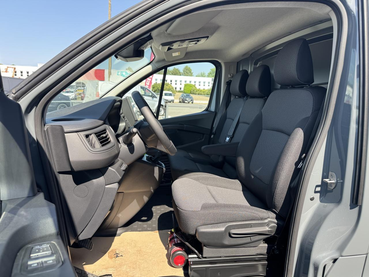 Renault Trafic L2H1 3T 2.0 BLUE DCI 170CH ADVANCE CARPLAY CAM - Other machinery: picture 4 Renault Trafic L2H1 3T 2.0 BLUE DCI 170CH ADVANCE CARPLAY CAM - Other machinery: picture 4