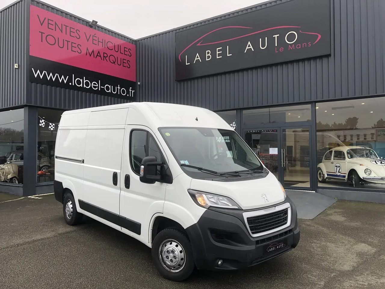 Peugeot Boxer 333 L2H2 2.2 BLUEHDI S&S 140CH ASPHALT - Panel van, Combi van: picture 1 Peugeot Boxer 333 L2H2 2.2 BLUEHDI S&S 140CH ASPHALT - Panel van, Combi van: picture 1
