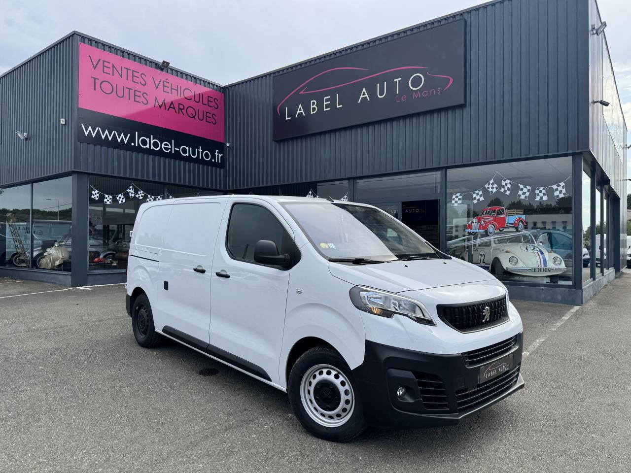 Peugeot Expert STANDARD 2.0 BLUEHDI 180CH S&S ASPHALT EAT8 - Panel van: picture 1 Peugeot Expert STANDARD 2.0 BLUEHDI 180CH S&S ASPHALT EAT8 - Panel van: picture 1