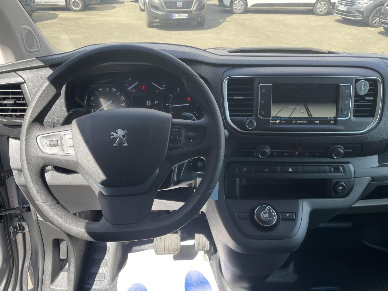 Peugeot Expert Standard 2.0 BlueHDI -180CH EAT8 ASPHALT - Panel van: picture 4 Peugeot Expert Standard 2.0 BlueHDI -180CH EAT8 ASPHALT - Panel van: picture 4