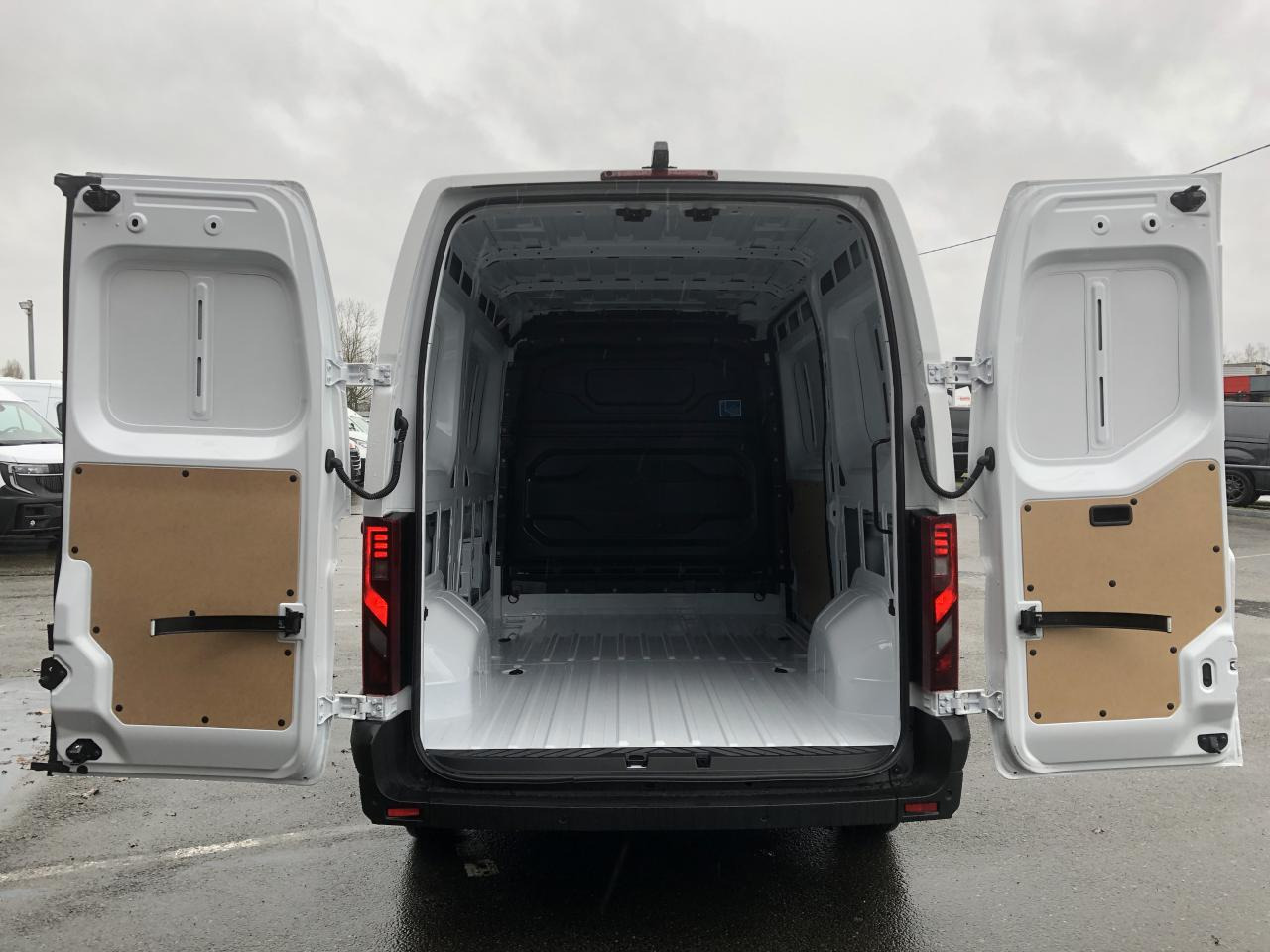 RENAULT MASTER ADVANCE 3T5 L2H2 2.0 BLUE DCI 150 CH TRACTION - Panel van: picture 3 RENAULT MASTER ADVANCE 3T5 L2H2 2.0 BLUE DCI 150 CH TRACTION - Panel van: picture 3