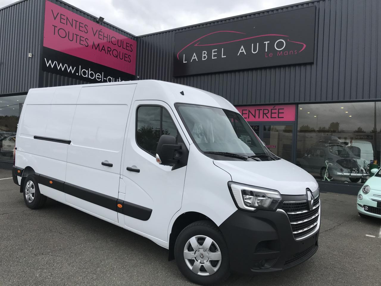 RENAULT Master Confort F3500 L3H2 2.3 Blue dCi - 135 III FOURGON Fourgon L3H2 Traction PHASE 3 - Panel van: picture 1 RENAULT Master Confort F3500 L3H2 2.3 Blue dCi - 135 III FOURGON Fourgon L3H2 Traction PHASE 3 - Panel van: picture 1
