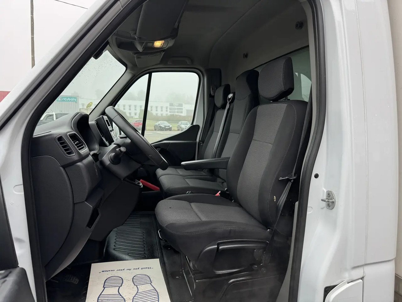 Renault MASTER III GRD VOL F3500 L3 2.3 BLUE DCI 145CH 20M3 CONFORT EURO6 - Car: picture 5 Renault MASTER III GRD VOL F3500 L3 2.3 BLUE DCI 145CH 20M3 CONFORT EURO6 - Car: picture 5