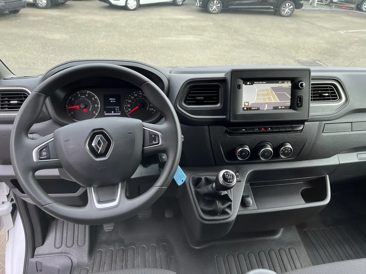 Renault Master F3300 L2H2 2.3 DCI 135CH CONFORT EURO6 - Panel van: picture 4 Renault Master F3300 L2H2 2.3 DCI 135CH CONFORT EURO6 - Panel van: picture 4