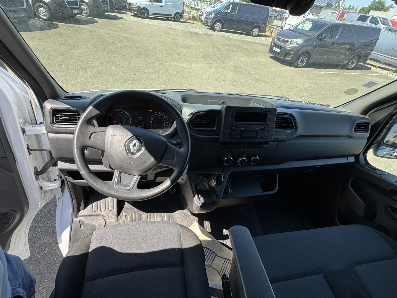 Renault Master F3500 L3H2 2.3 DCI 135CH CONFORT EURO6 - Panel van: picture 3 Renault Master F3500 L3H2 2.3 DCI 135CH CONFORT EURO6 - Panel van: picture 3