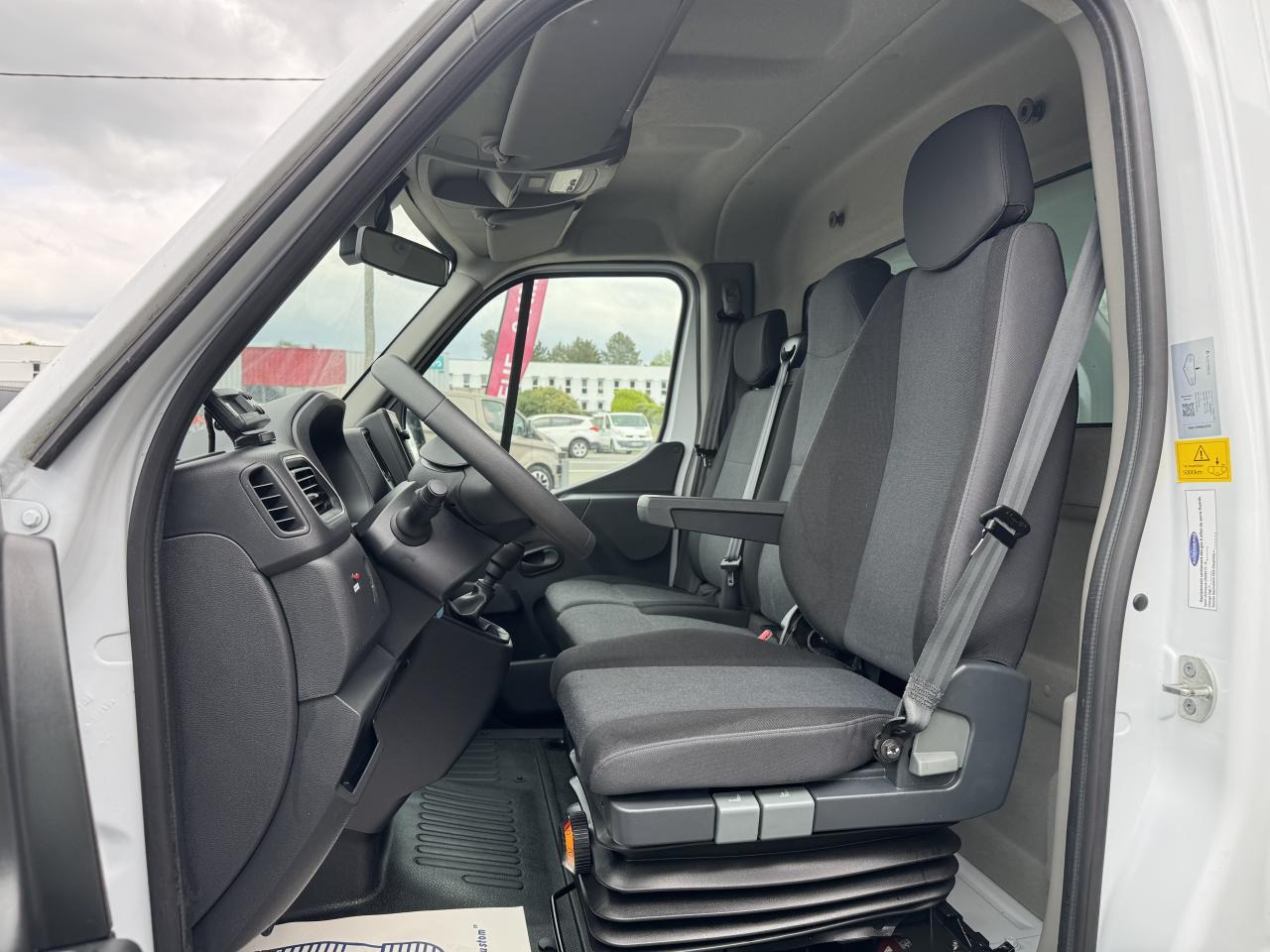 Renault Master FRIGORIFIQUE RJ3500 L3 2.3 BLUE DCI 165CH CAISSE 12M3 - Refrigerated van: picture 5 Renault Master FRIGORIFIQUE RJ3500 L3 2.3 BLUE DCI 165CH CAISSE 12M3 - Refrigerated van: picture 5