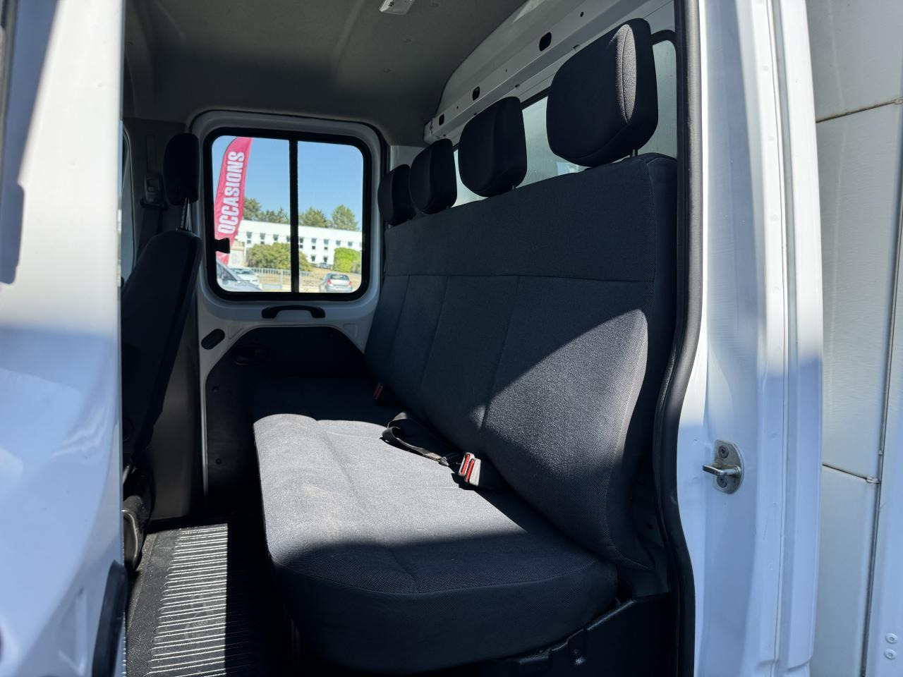 Renault Master RENAULT 3T5 BENNE + COFFRE RJ DOUBLE CABINE 6 PL 2.3 DCI 130 CH CONFORT + GPS + REGUL + CLIM - Tipper van: picture 4 Renault Master RENAULT 3T5 BENNE + COFFRE RJ DOUBLE CABINE 6 PL 2.3 DCI 130 CH CONFORT + GPS + REGUL + CLIM - Tipper van: picture 4