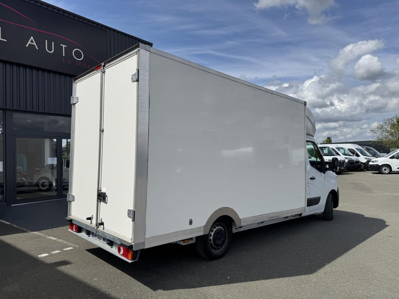 Renault Master RENAULT-MASTER-F3500 2.3 BLUE DCI 145CH CONFORT PLANCHER CABINE 20M3 GPS - Box van: picture 5 Renault Master RENAULT-MASTER-F3500 2.3 BLUE DCI 145CH CONFORT PLANCHER CABINE 20M3 GPS - Box van: picture 5