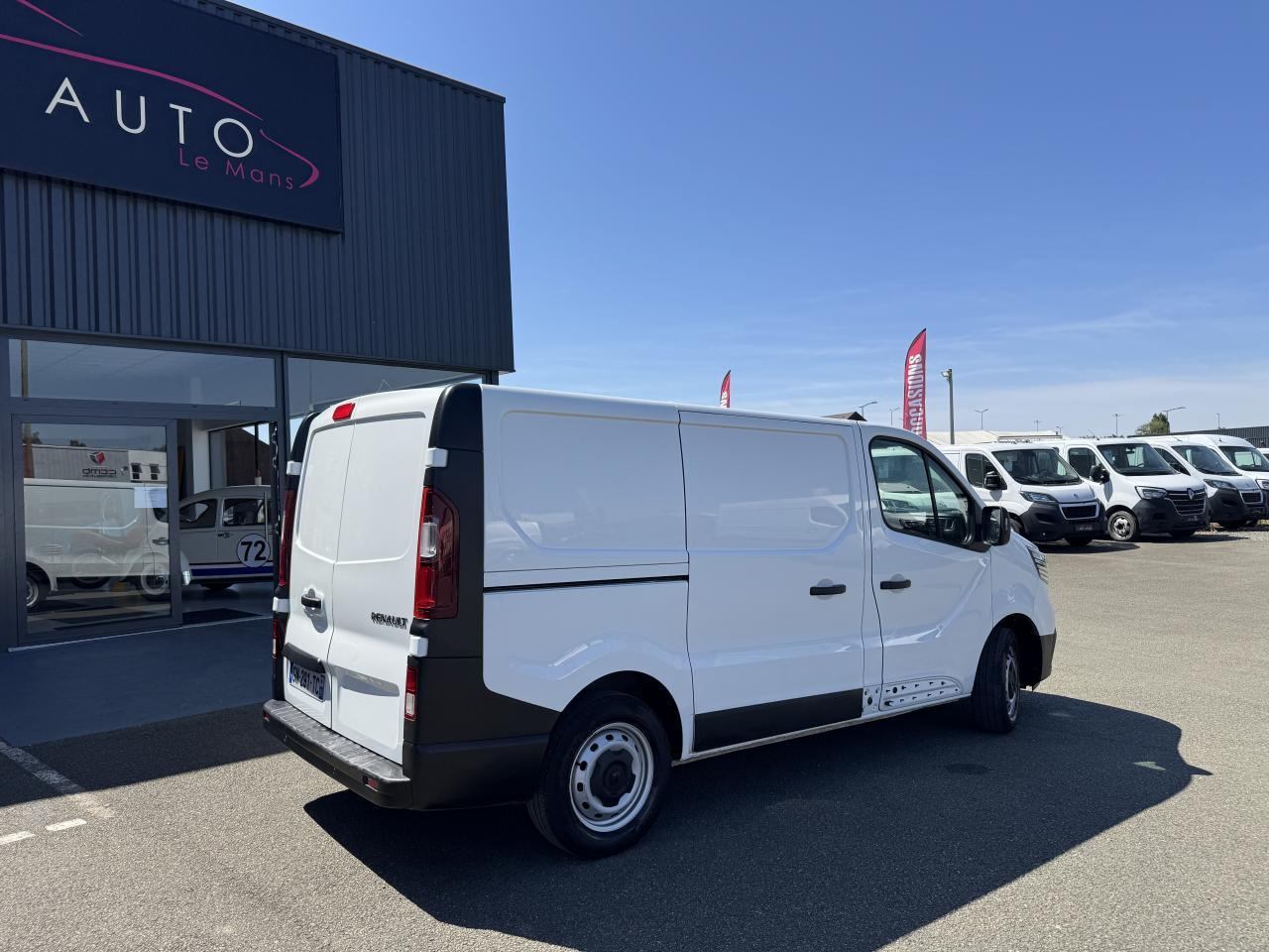 Renault Trafic L1H1 2T8 2.0 BLUE DCI 130CH GRAND CONFORT - Panel van: picture 5 Renault Trafic L1H1 2T8 2.0 BLUE DCI 130CH GRAND CONFORT - Panel van: picture 5