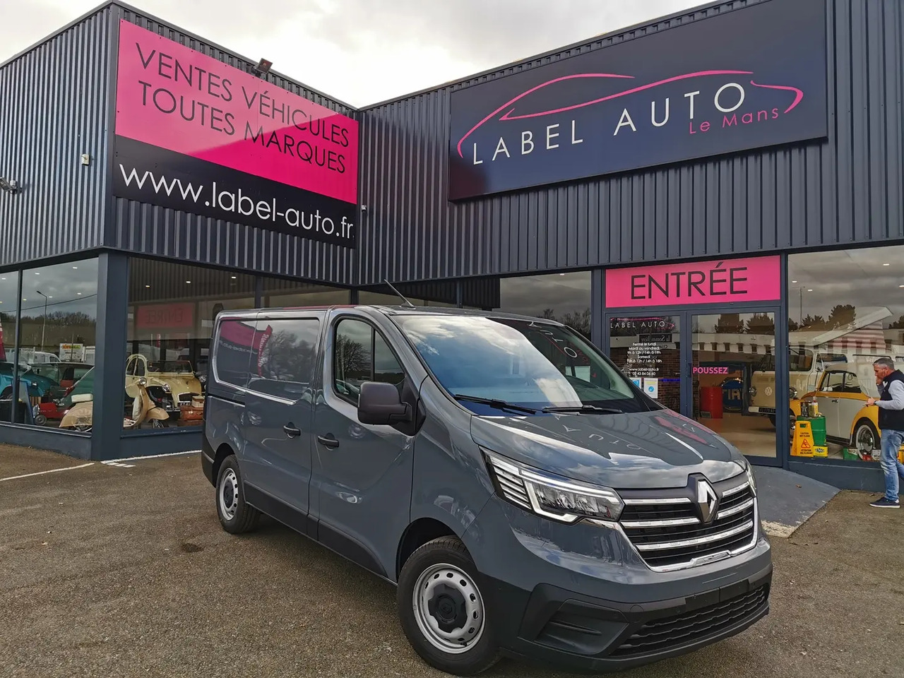Renault Trafic L1H1 2T8 2.0 BLUE DCI 130CH GRAND CONFORT - Panel van: picture 1 Renault Trafic L1H1 2T8 2.0 BLUE DCI 130CH GRAND CONFORT - Panel van: picture 1