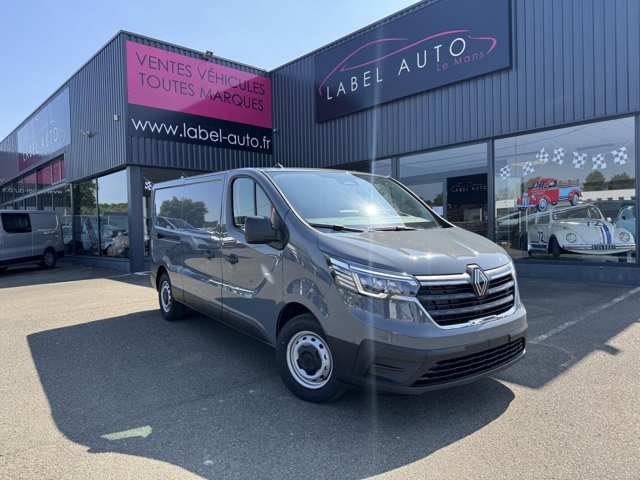 Renault Trafic L2H1 3T 2.0 BLUE DCI 170CH ADVANCE CARPLAY CAM - Panel van: picture 1 Renault Trafic L2H1 3T 2.0 BLUE DCI 170CH ADVANCE CARPLAY CAM - Panel van: picture 1