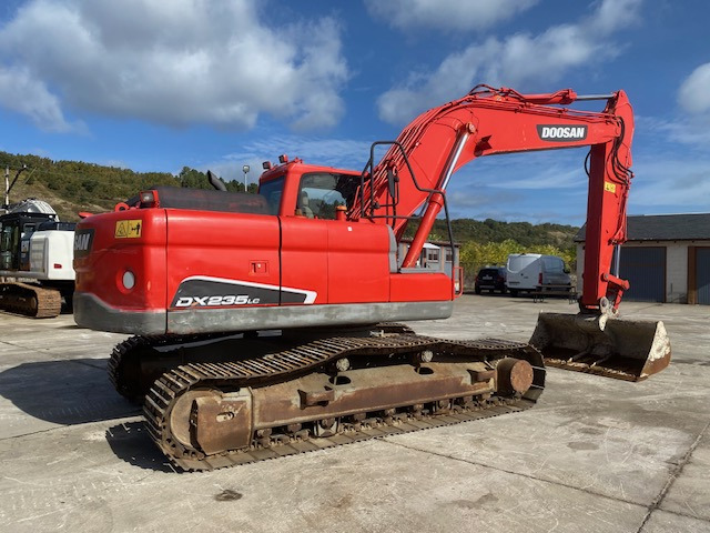 DOO DX 235 NLC - Construction machinery: picture 5 DOO DX 235 NLC - Construction machinery: picture 5