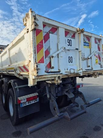 Renault C version K 380 P6x4 Bi-benne Grue FASSI F195 A0.24 - Tipper: picture 3 Renault C version K 380 P6x4 Bi-benne Grue FASSI F195 A0.24 - Tipper: picture 3