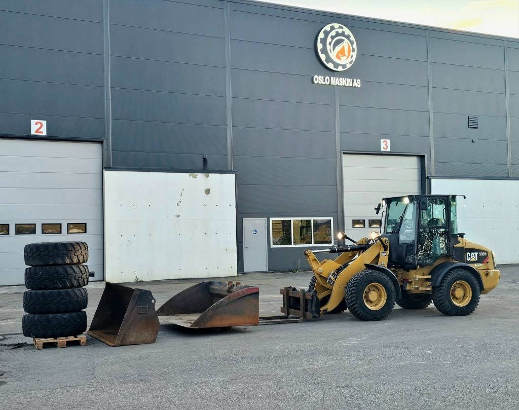 CAT 908 H 2 - Wheel loader: picture 1 CAT 908 H 2 - Wheel loader: picture 1