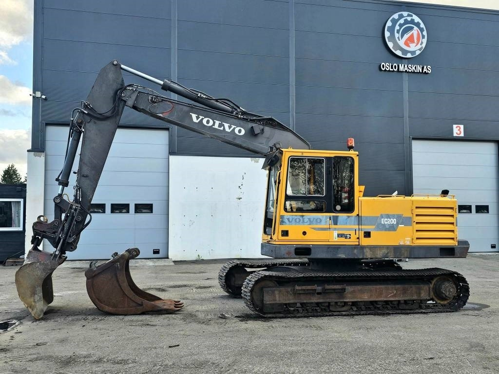 Volvo EC 200 - Crawler excavator: picture 2 Volvo EC 200 - Crawler excavator: picture 2