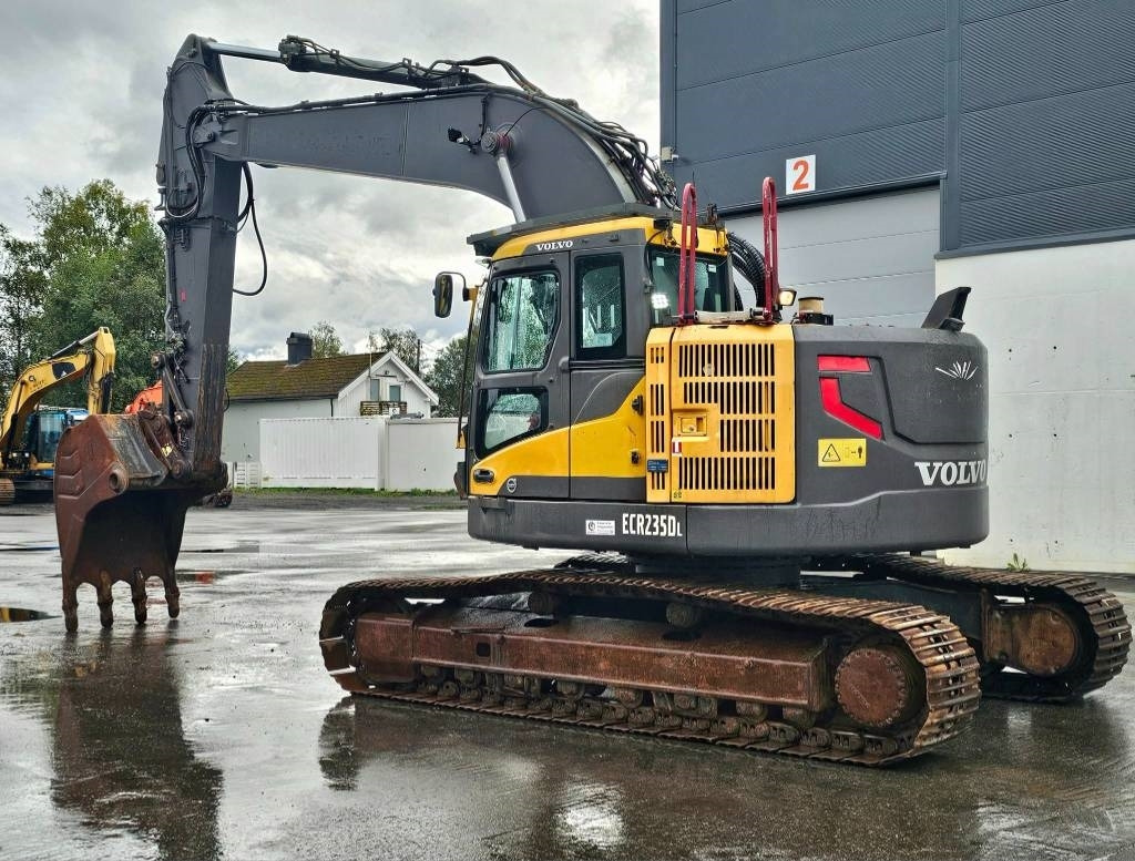 Volvo ECR235 DL - Crawler excavator: picture 3 Volvo ECR235 DL - Crawler excavator: picture 3