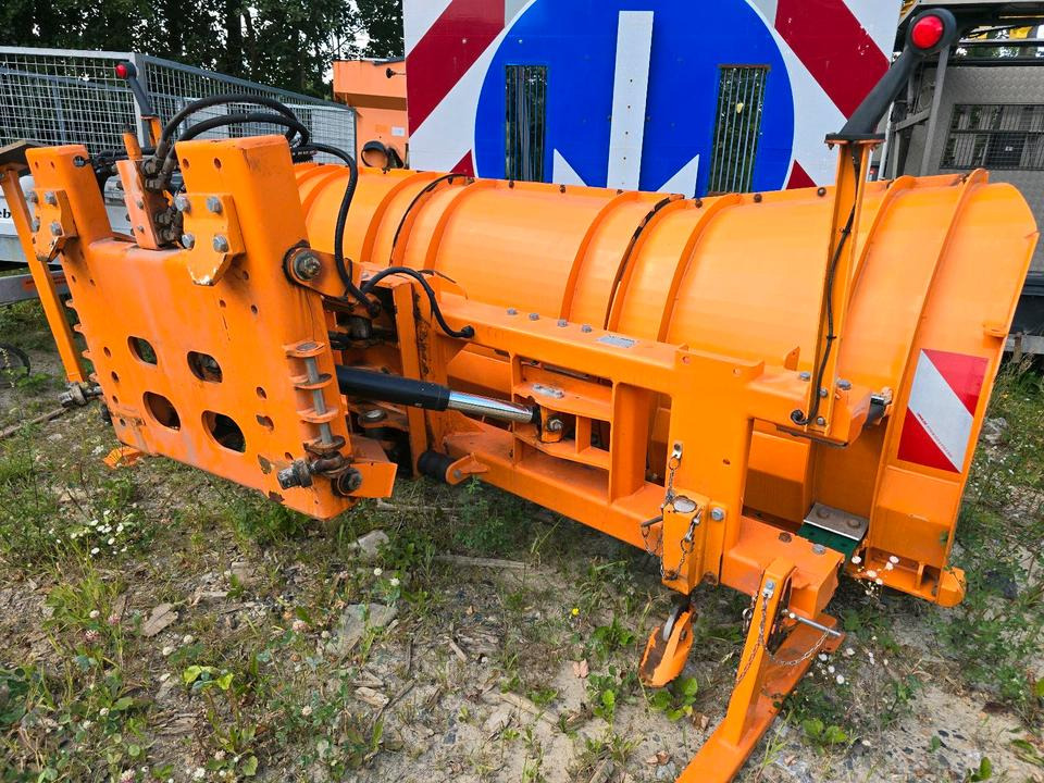 Bucher Schneepflug Ramox 300 NGR Schneeschieber Schneeschild Winterdienst Räumschild passend für Unimog 405/10 405/12 UGE UGN U300 U 300 400 500 - Snow plough: picture 1 Bucher Schneepflug Ramox 300 NGR Schneeschieber Schneeschild Winterdienst Räumschild passend für Unimog 405/10 405/12 UGE UGN U300 U 300 400 500 - Snow plough: picture 1