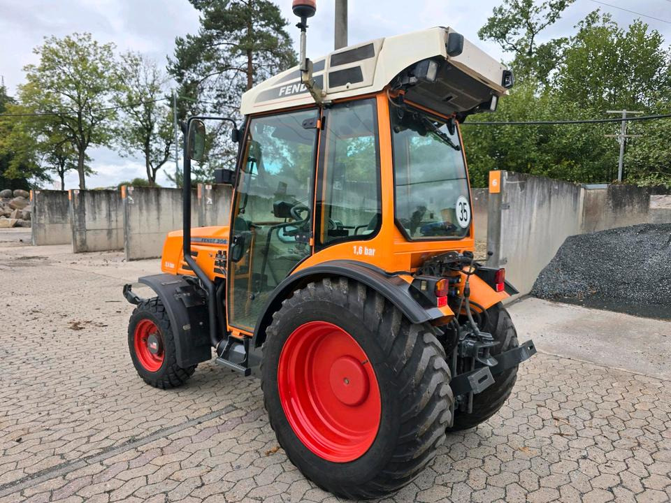 Fendt 206V Schmalspurtraktor Traktor Schlepper Weinbergtraktor 206 208 210 Farmer Favorit Obstbau Weinbau - Farm tractor: picture 4 Fendt 206V Schmalspurtraktor Traktor Schlepper Weinbergtraktor 206 208 210 Farmer Favorit Obstbau Weinbau - Farm tractor: picture 4