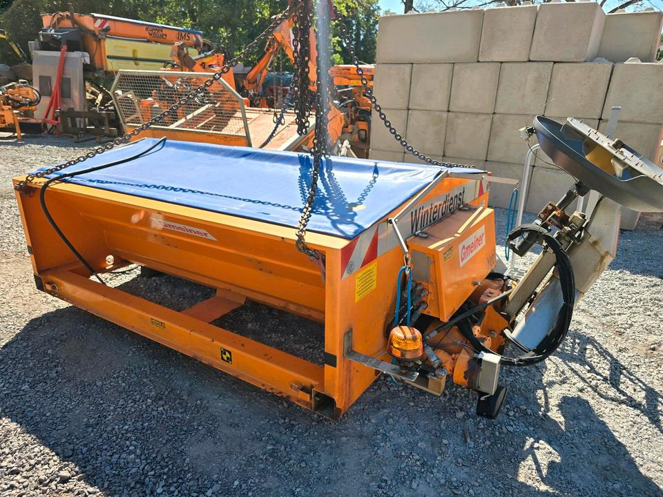 Gmeiner Yeti 1800w Salzstreuer Streuautomat Salzsilo Aufbau für Unimog UGE UGN 405/10 405/12 U318 U 318 423 323 327 427 429 Schmidt Winterdienst - Sand/ Salt spreader: picture 1 Gmeiner Yeti 1800w Salzstreuer Streuautomat Salzsilo Aufbau für Unimog UGE UGN 405/10 405/12 U318 U 318 423 323 327 427 429 Schmidt Winterdienst - Sand/ Salt spreader: picture 1