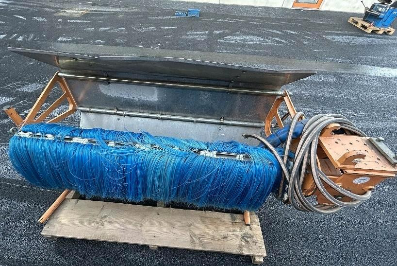 Mulag FWB 1600 Fläschenwaschbürste Tunnelwaschbürste Mähausleger Böschungsmäher Böschungsmulcher FME MKM FMK Dücker DUA UNA 500 600 700 MHU 800 - Broom: picture 2 Mulag FWB 1600 Fläschenwaschbürste Tunnelwaschbürste Mähausleger Böschungsmäher Böschungsmulcher FME MKM FMK Dücker DUA UNA 500 600 700 MHU 800 - Broom: picture 2