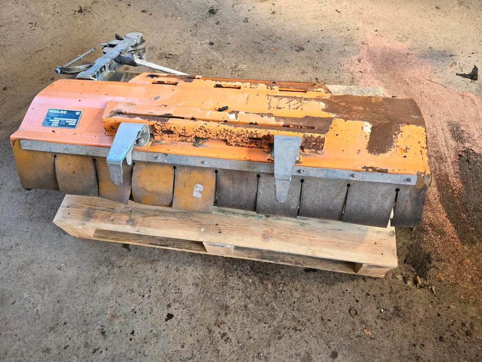 Mulag RMK 1200 BJ. 2015 Randstreifenmäher Böschungsmäher Böschungsmulcher für FME 600 700 MKM FMK Unimog 405 424 427 U 300 400 500 430 - Verge mower: picture 1 Mulag RMK 1200 BJ. 2015 Randstreifenmäher Böschungsmäher Böschungsmulcher für FME 600 700 MKM FMK Unimog 405 424 427 U 300 400 500 430 - Verge mower: picture 1